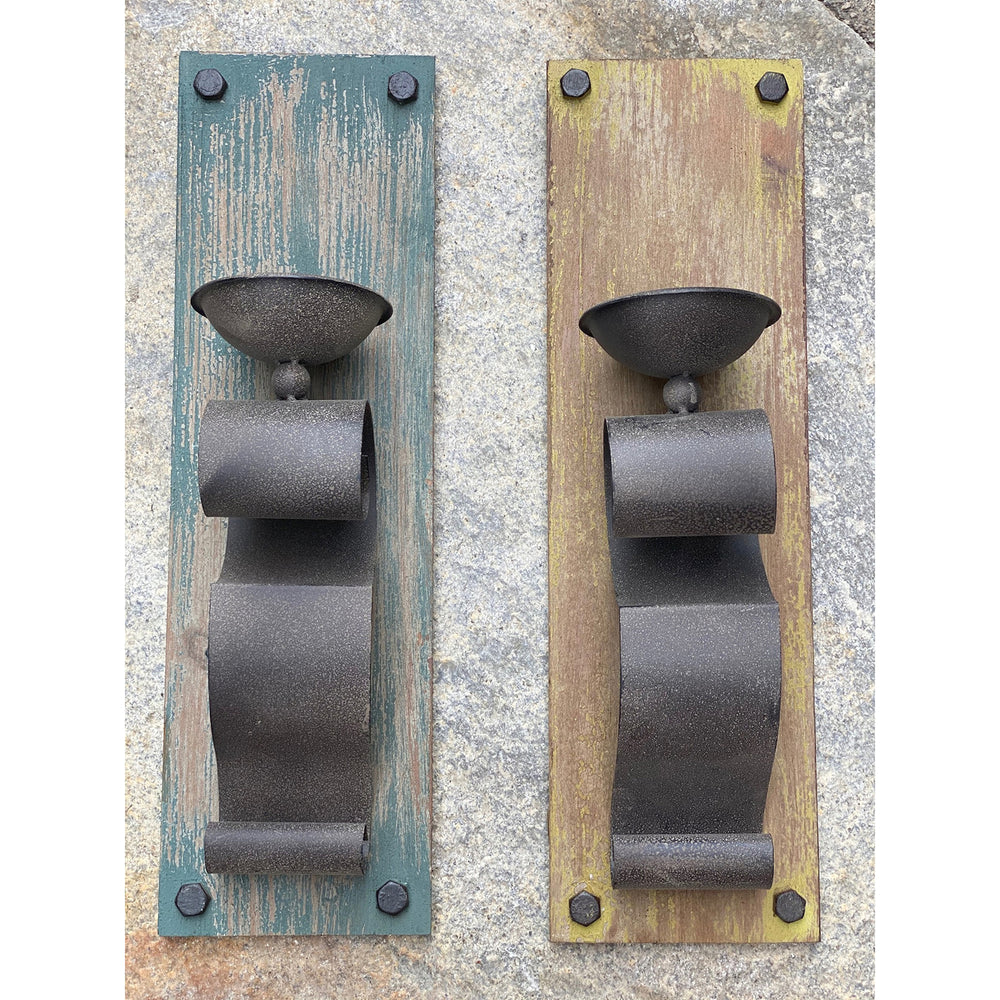 Urban Designs Farmhouse Rustic Wood Candle Wall Sconce - Set of 2