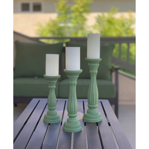 Urban Designs Vintage Wood Pillar Candle Holder - Set of 3